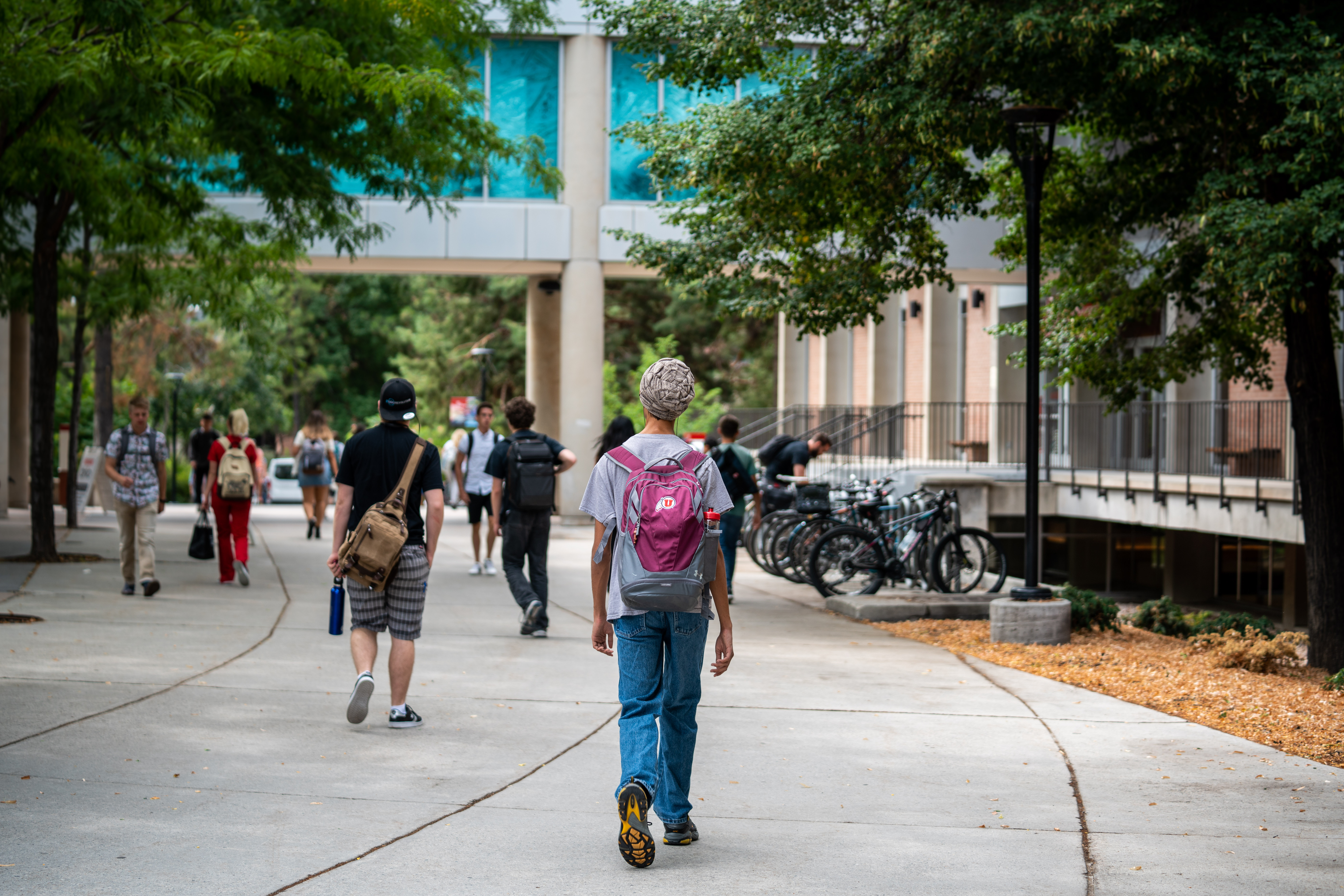 Students return from break